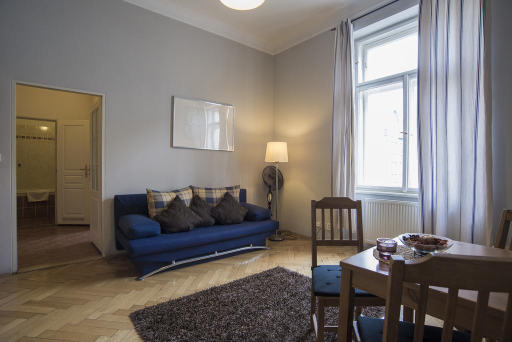 Apartment Dusni Прага Номер фото