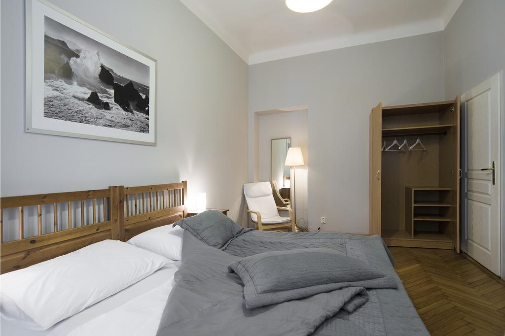 Apartment Dusni Прага Номер фото