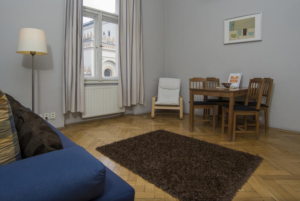 Apartment Dusni Прага Номер фото