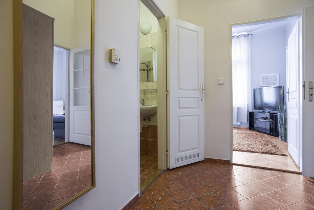 Apartment Dusni Прага Номер фото